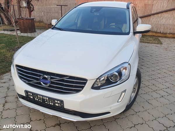 Volvo XC 60 D5AWD Summum - 5