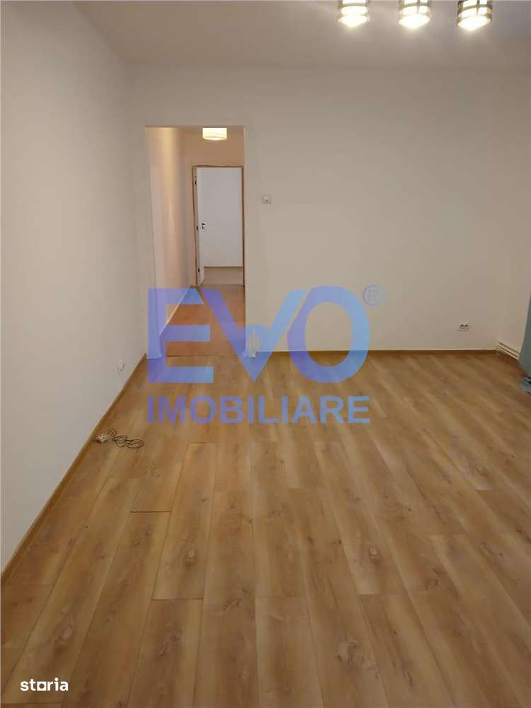APARTAMENT DE VANZARE CU  3 CAMERE, ETAJUL 2, TATARASI-5