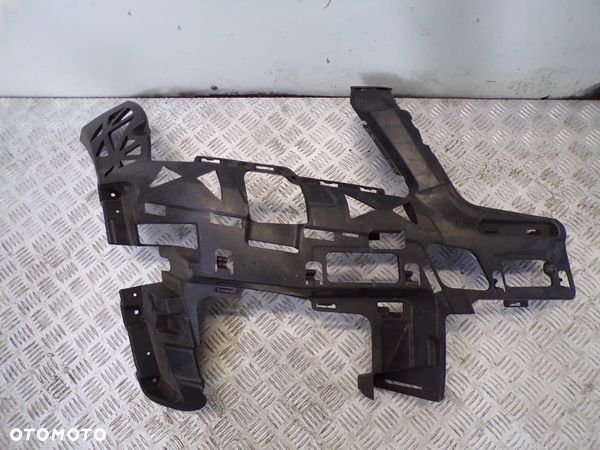 ŚLIZG ZDERZAKA PRAWY PRZÓD MERCEDES W204 A2048852065 - 1