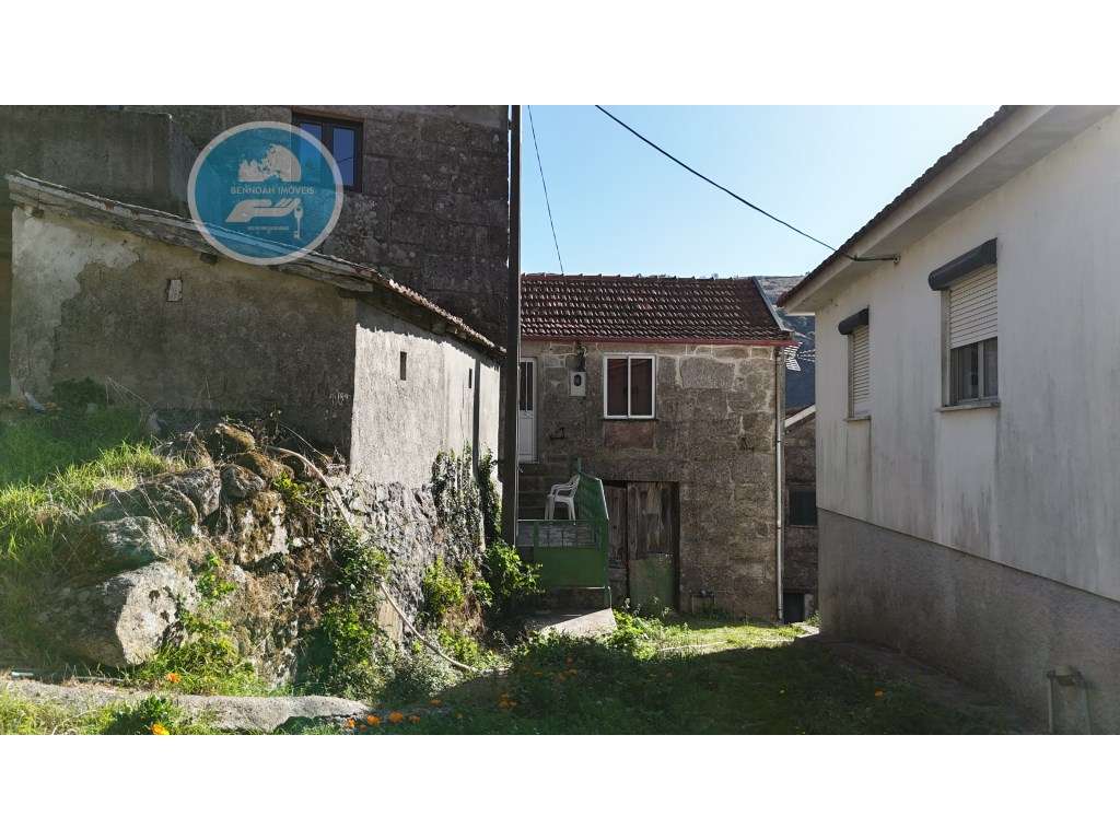 Moradia à venda Teixugueiras- Cabeceiras de Basto-2