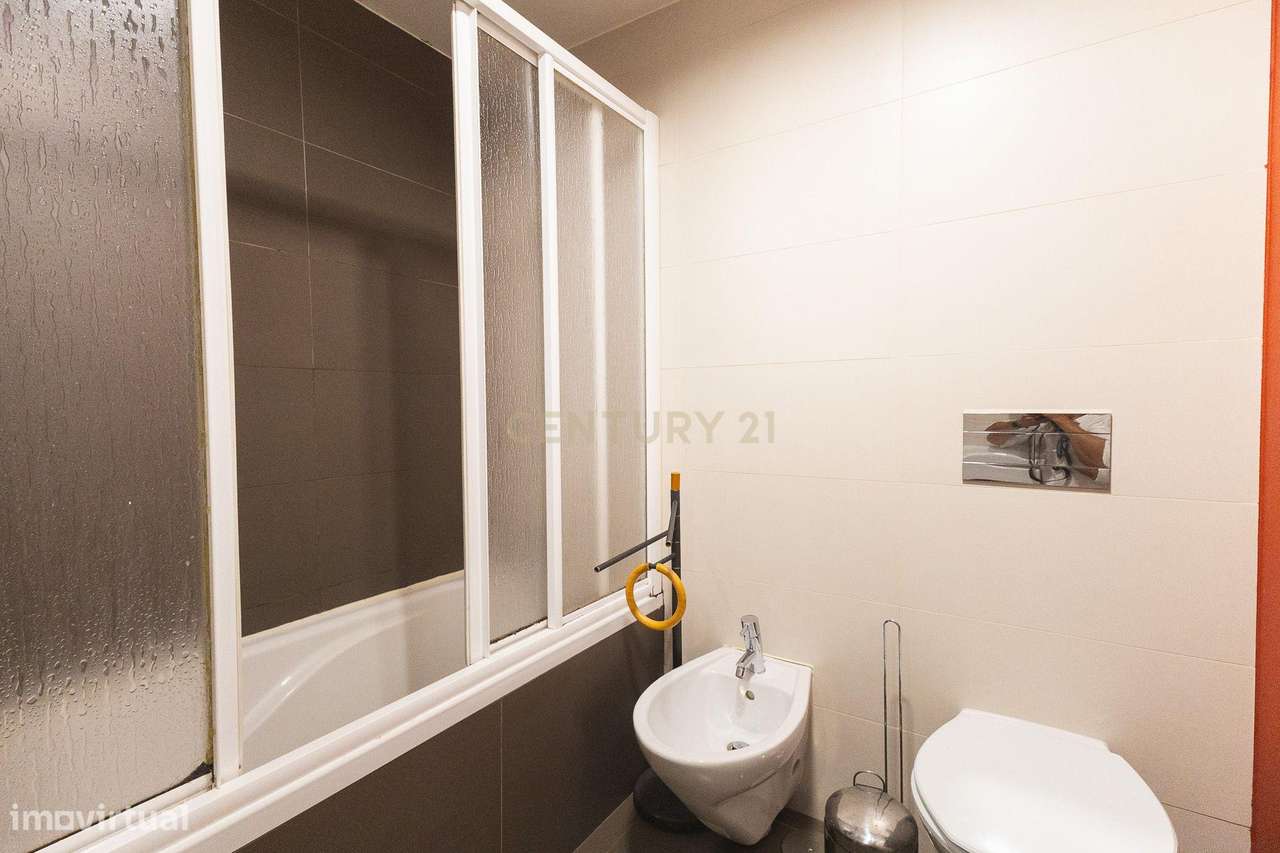 T4 Renovado no Coração da Quebra Costas – Coimbra-30
