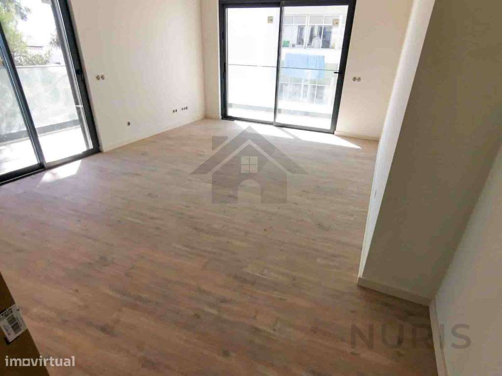 Apartamento T4 para Venda em Portimão-2