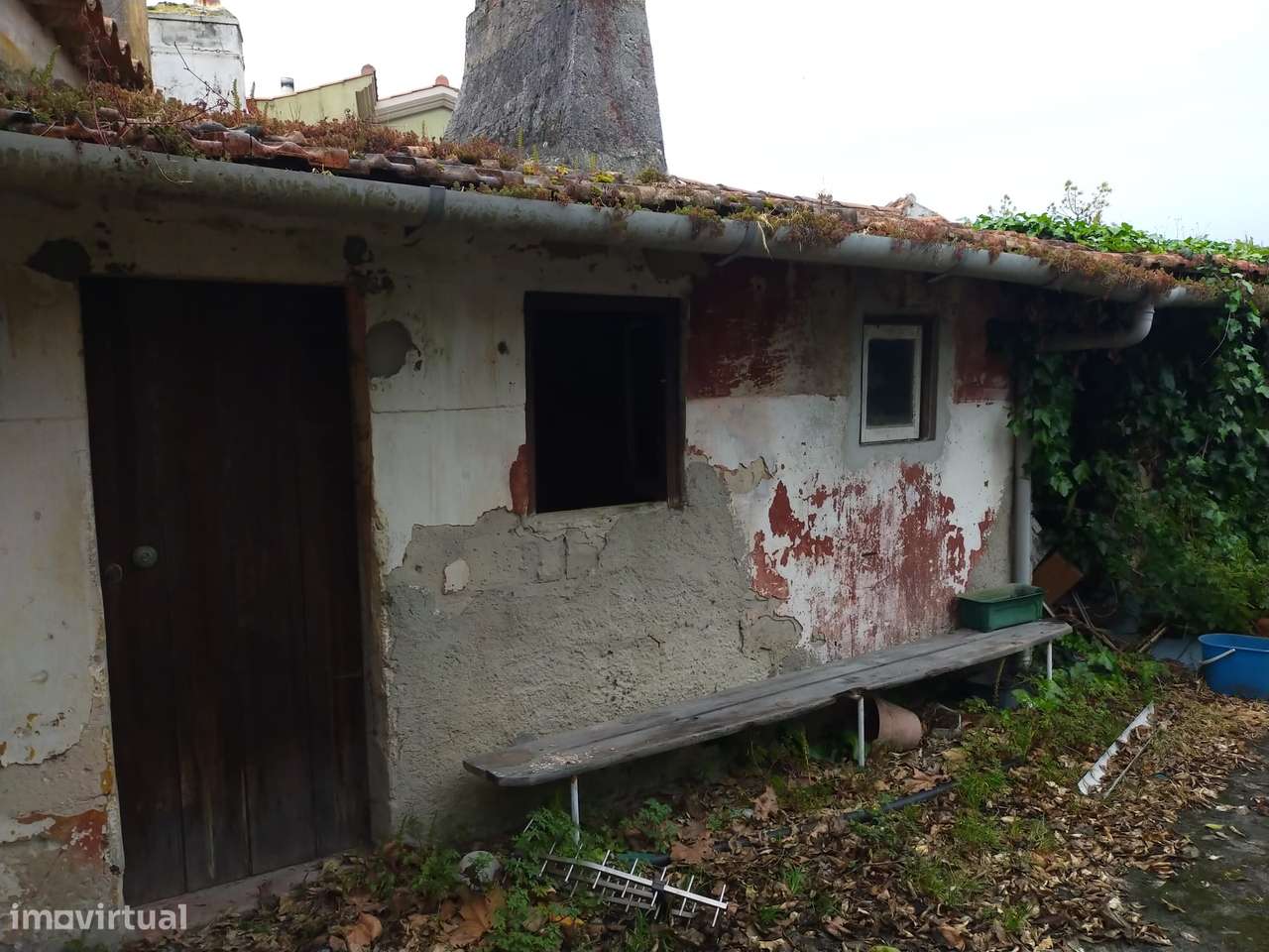 Moradia térrea p/ reconstrução total, 5m do Centro M.Grande-6