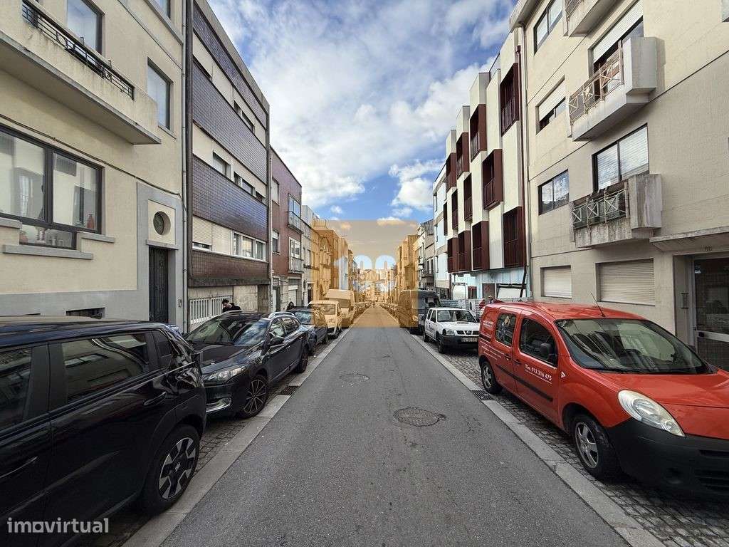 T2 duplex com jardim - Capelo Residences - Grande imagem: 4/26