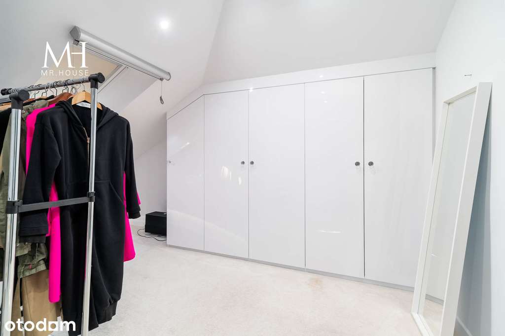 IMPONUJĄCY AZYL W MIEŚCIE | ŁÓDŹ JULIANÓW-12