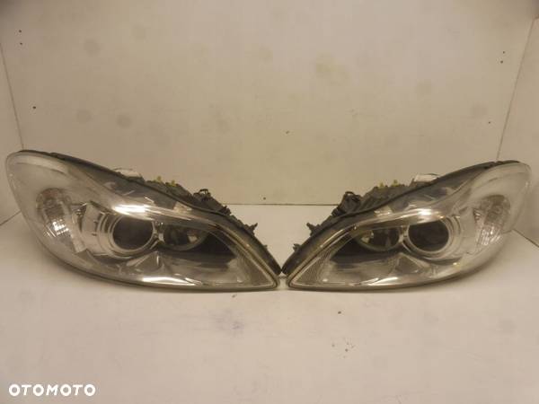 VOLVO C30 LIFT 10-12 KOMPLET LAMP PRZÓD BI-XENON - 1