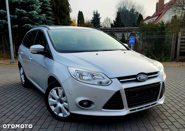 Ford Focus 1.0 EcoBoost Ambiente - 1