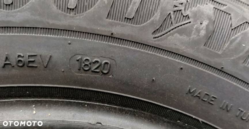 215/65R16C B01 GOODYEAR EFFICIENT GRIP CARGO. - 6