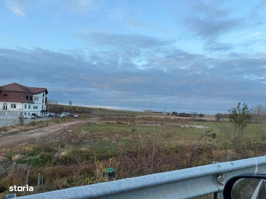 Vand teren, situat pe drumul Rusciorului langa pista de karting!-6