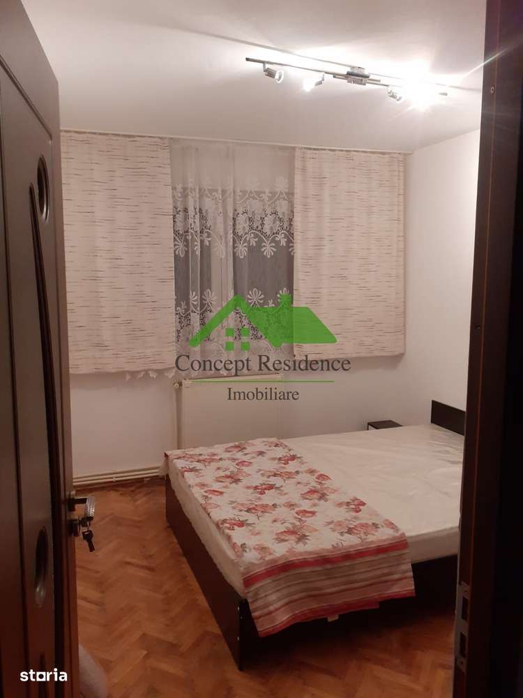Vand apartament 3 camere, Babes zona Universitatii - Imagine principală: 4/7