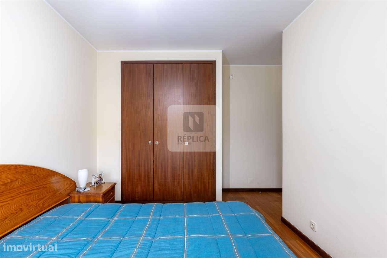 Moradia T5 com jardim e garagem | Senhora da Hora, Matosinhos-27