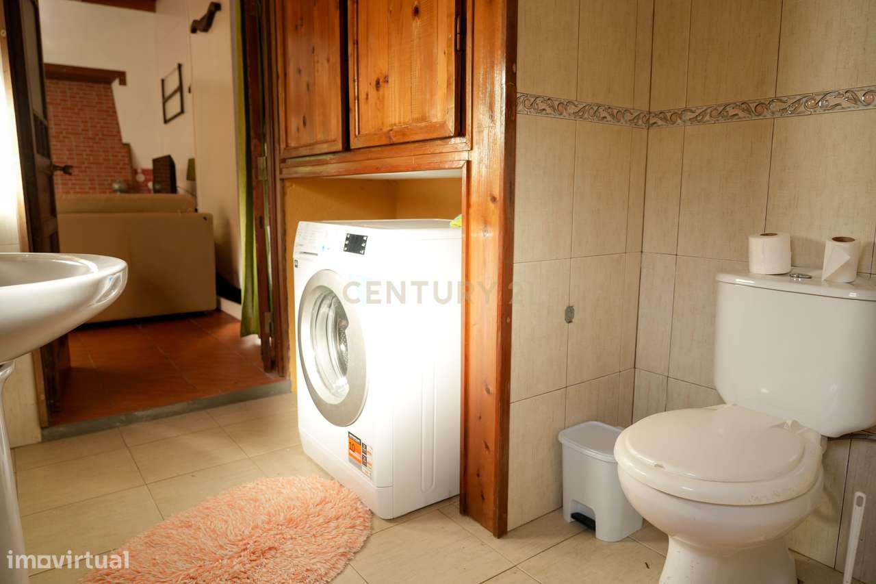 Oportunidade Única na Lomba – Moradia com Potencial para Alojamento Lo-10