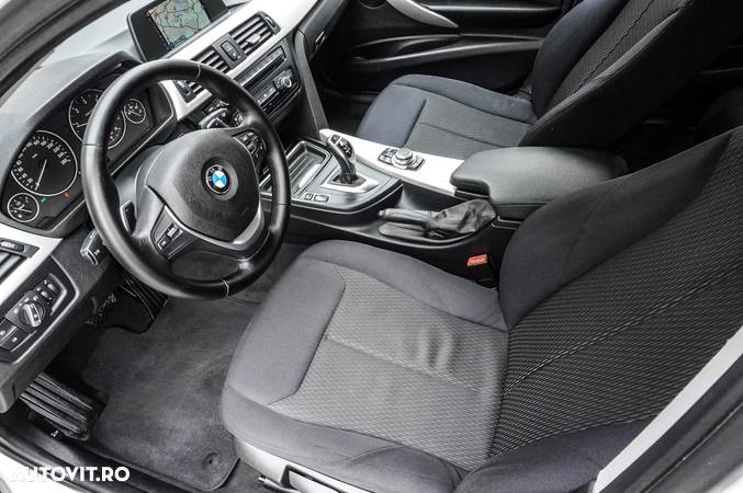 BMW Seria 3 - 12