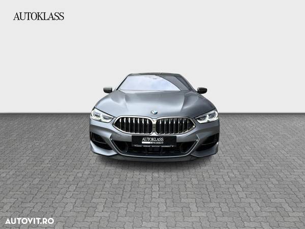 BMW M8 - 8