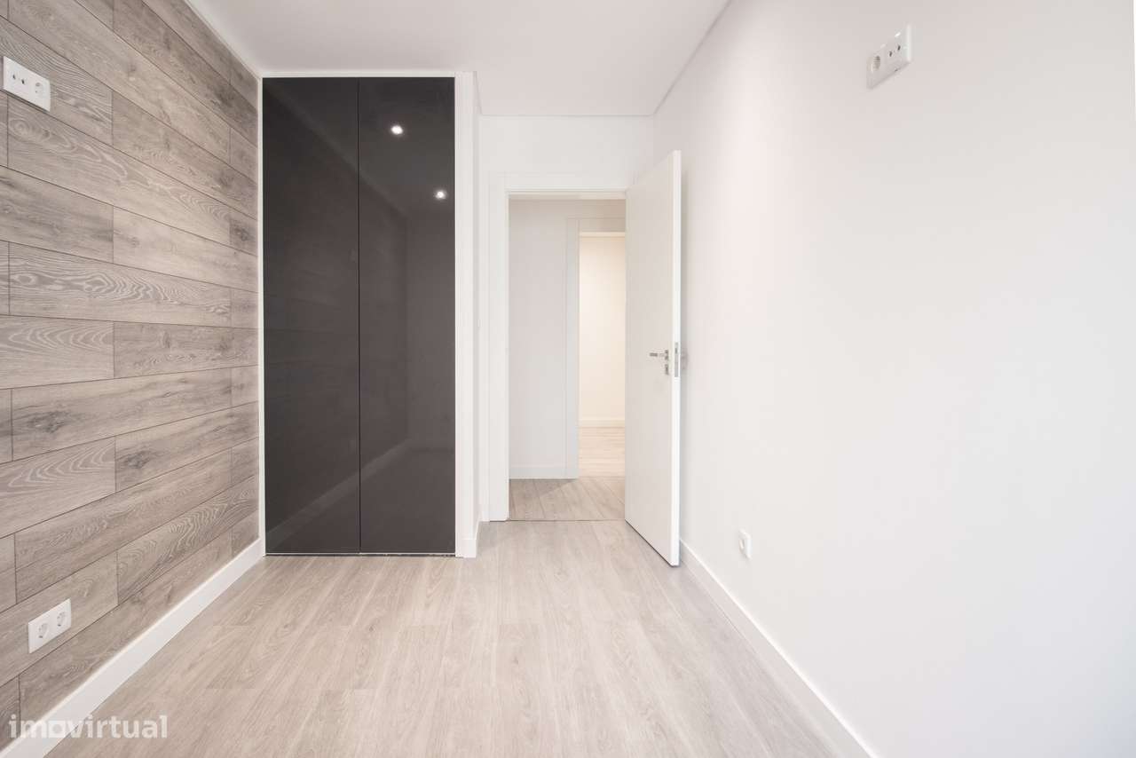 Apartamento T3 Totalmente Remodelado | Bairro de Santos / Rego – Lisbo-15