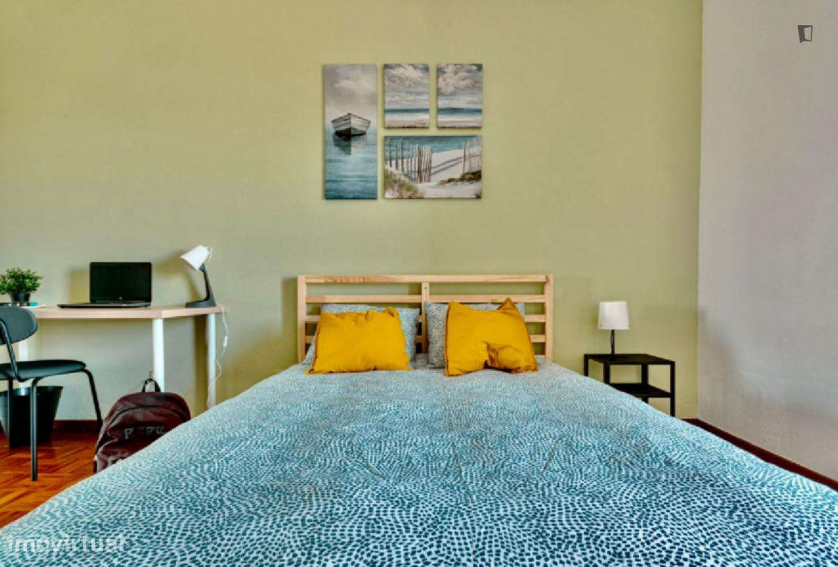 Quarto - localizado em Paranhos Porto - Grande imagem: 5/8