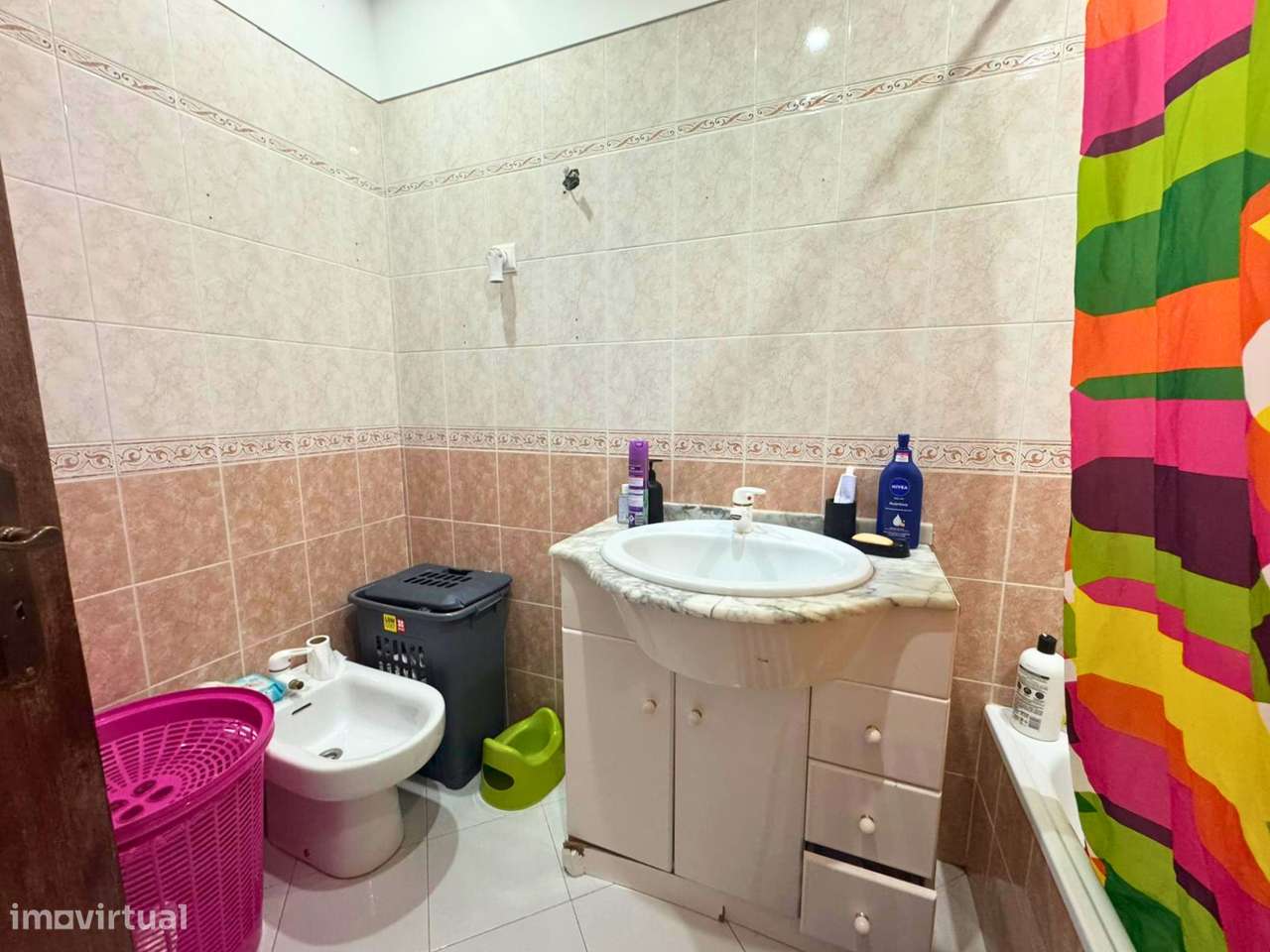 Apartamento T5 + 2 estúdios para venda em Santarém - Grande imagem: 5/17