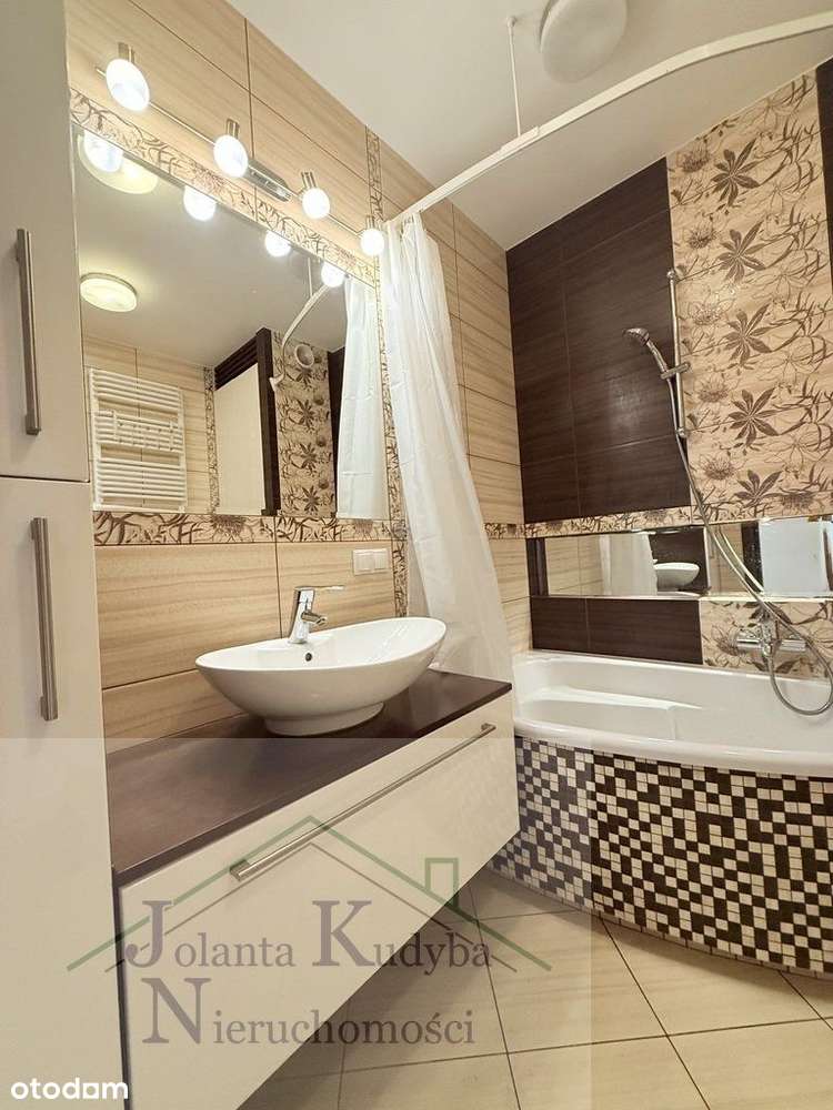 Celulozy * kominek* balkon* 2 miejsca*-13