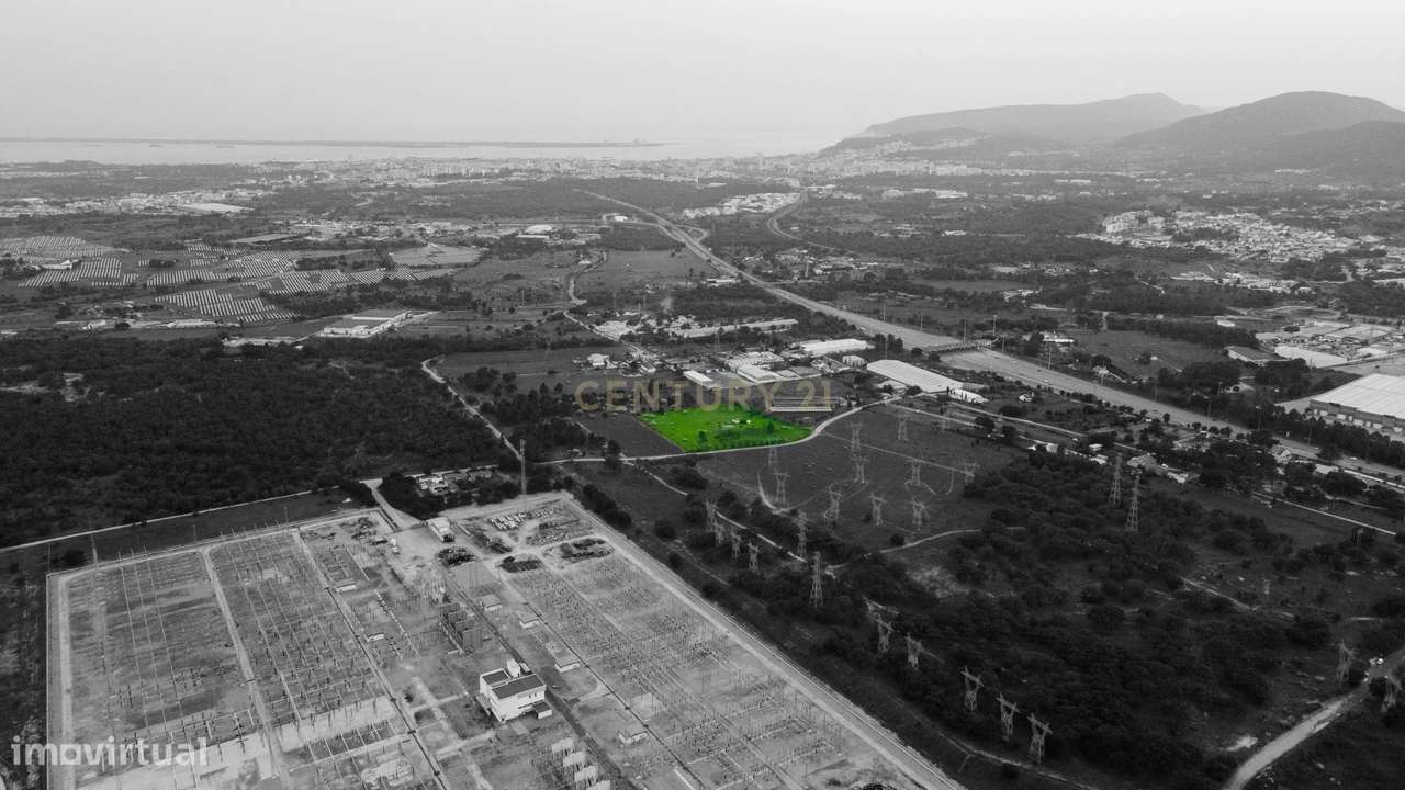 Terreno com Enquadramento Industrial no PDM | 9.700 m² Área Industrial-4