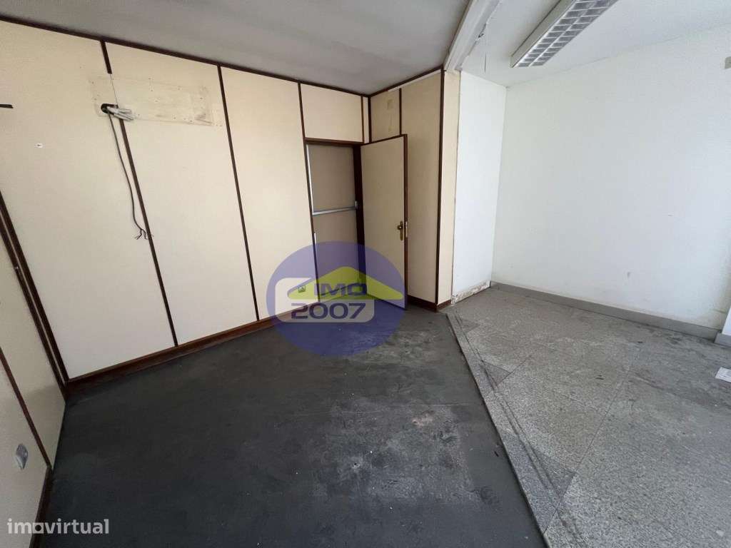 Loja em São Paio de Oleiros-10