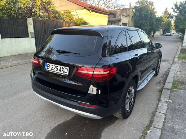 Mercedes-Benz GLC 300 4Matic 9G-TRONIC - 5