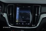 Volvo V60 Cross Country B4 D AWD Geartronic - 24