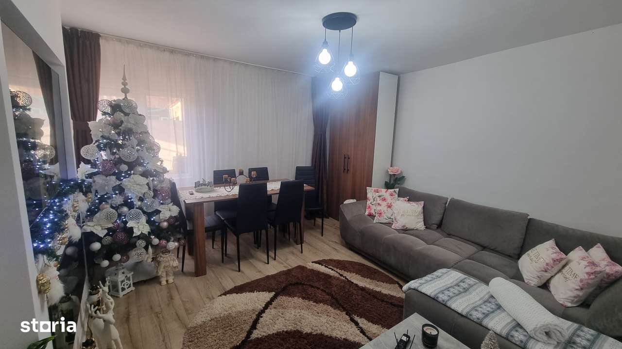 Apartament la casă zonă liniștită - Imagine principală: 3/11