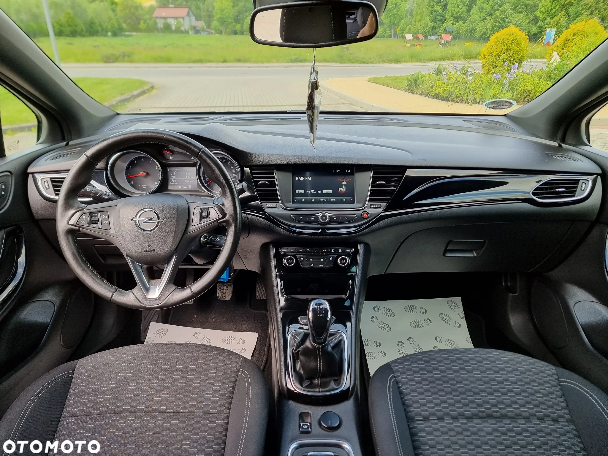 Opel Astra 1.4 Turbo Edition - 19