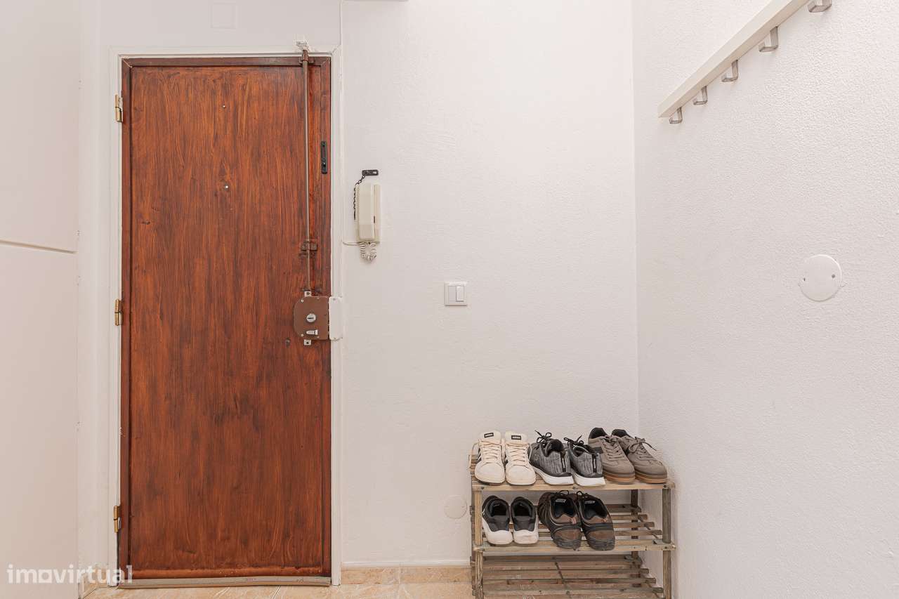 Apartamento de 4 assoalhadas no centro da Moita-31