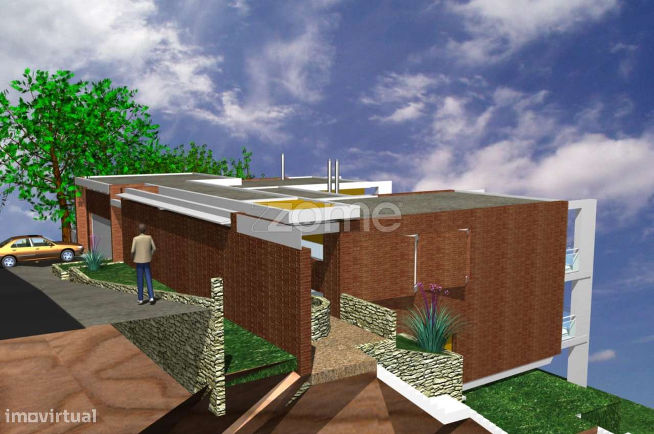 Terreno Urbano com Declive, Moradia de 3 Pisos em São Paulo de Frades - Grande imagem: 4/15