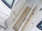 Boston Whaler 240 Vantage - 23