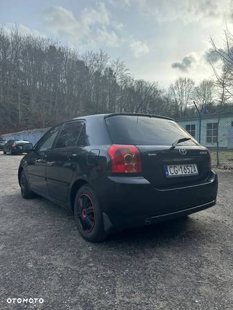 Toyota Corolla 1.6 VVT-i Luna - 3