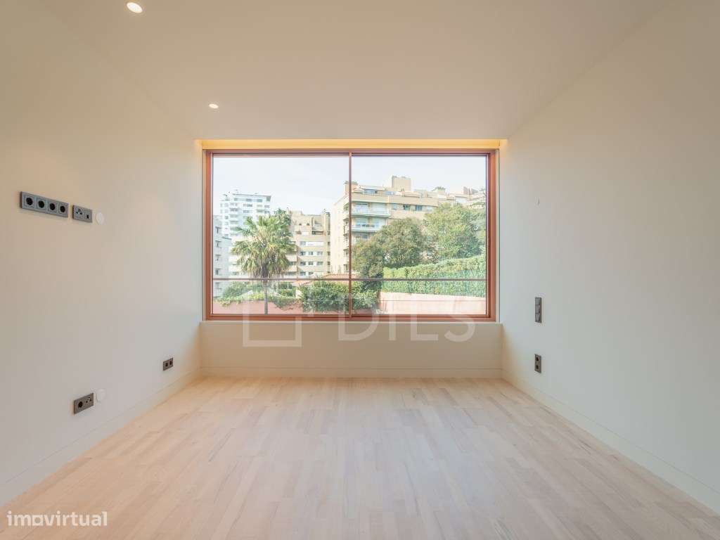 Apartamento T4+1 na Foz, Porto-8