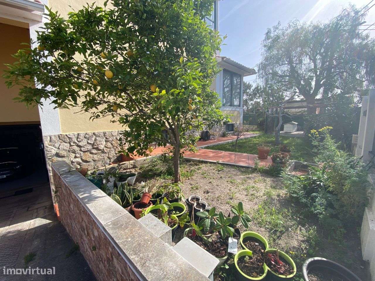 Moradia T4 com grande garagem e jardim - perto da praia-39