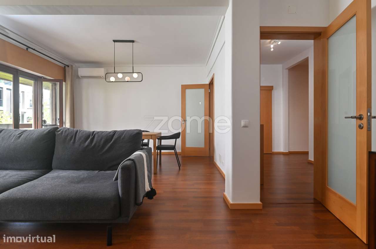 Apt T3 totalmente renovado no centro de Lisboa, junto à Gulbenkian-6