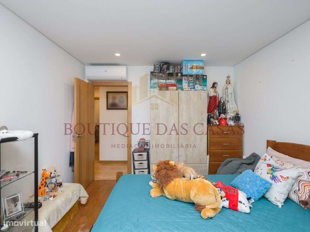 T3 Último Piso com Elevador | Remodelado | 3 Frentes | Muita Luz | ...-30