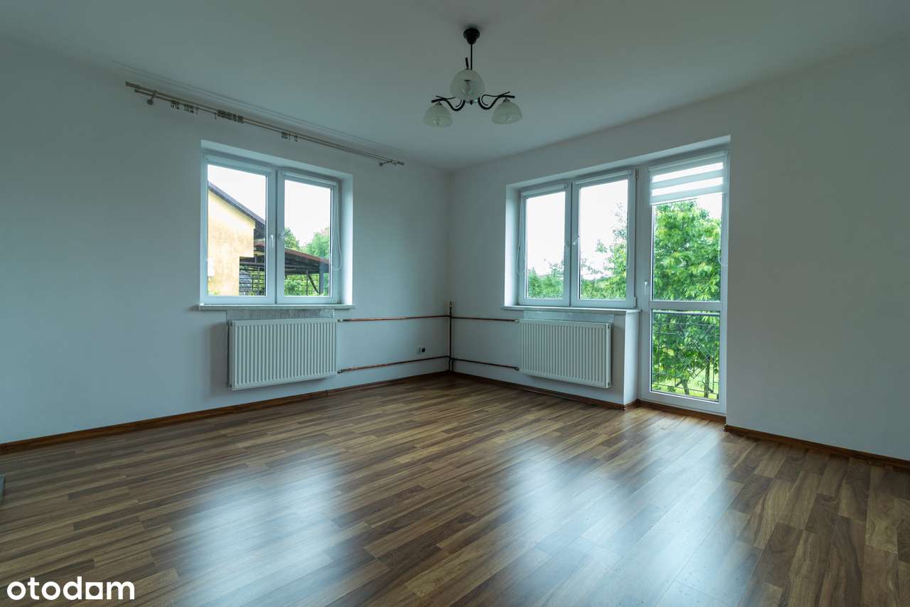 Wygodny dom z dużą działką -15 minut od Rzeszowa-3