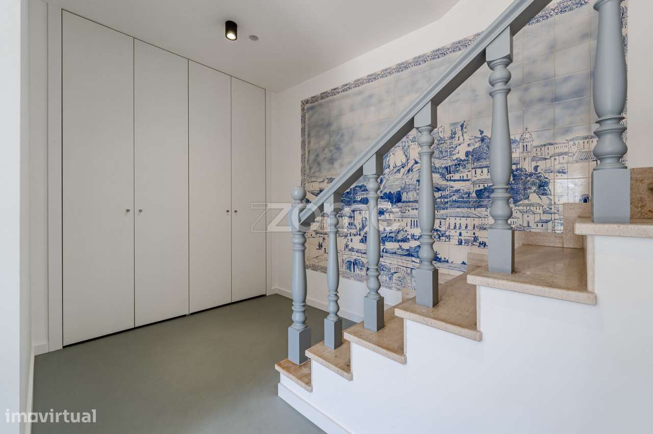 Prédio com 17 unidades habitacionais no centro de Leiria-11