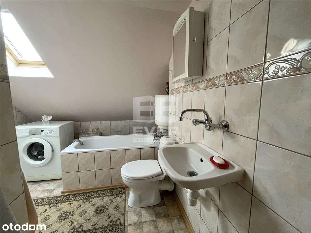 Mieszkanie z dużym potencjałem!-7