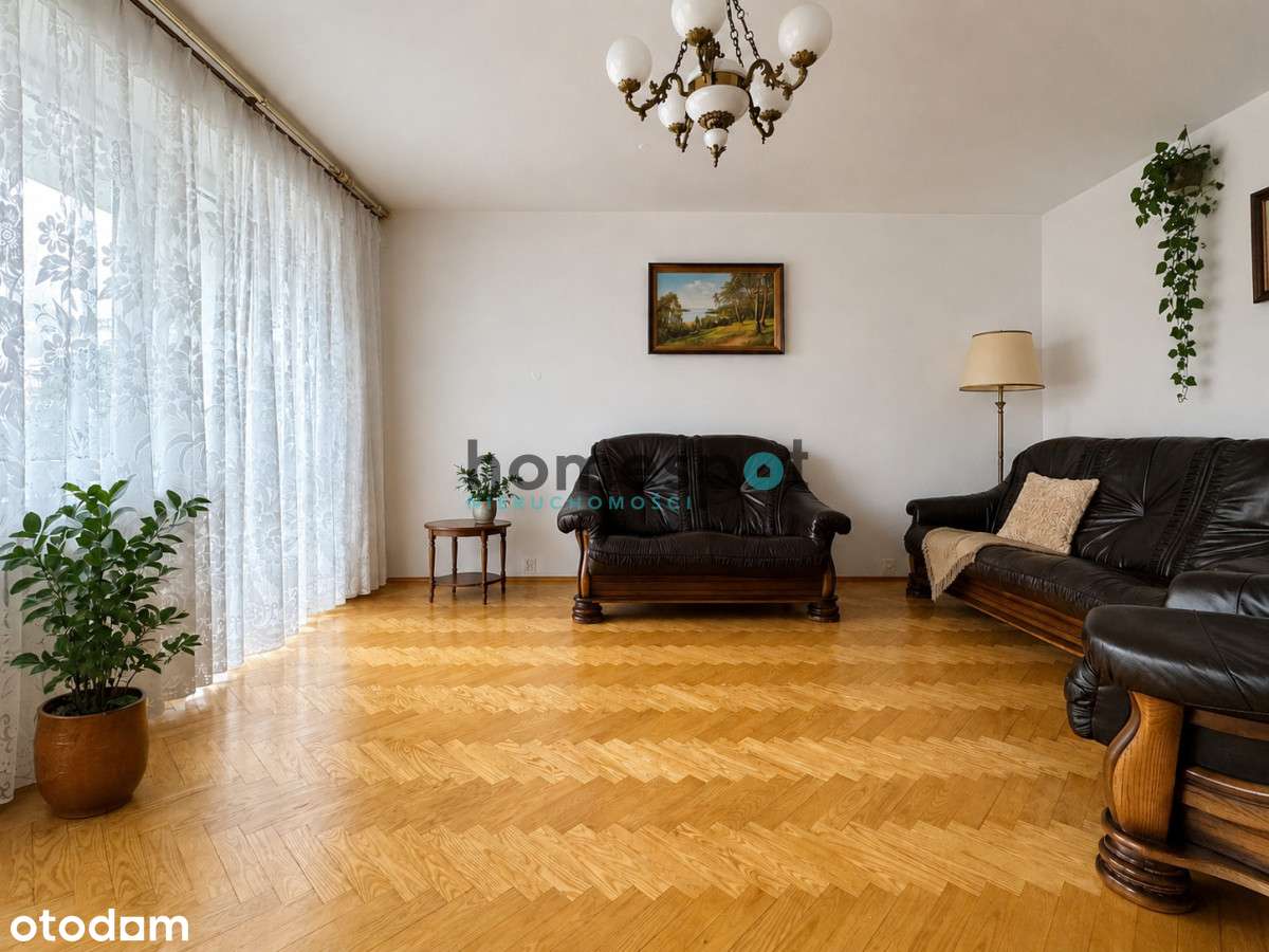 | Rezerwacja | 2 pokoje | Przestronna loggia |-9
