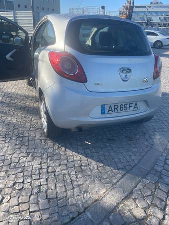 Ford KA 1.3 TDCi S&S Titanium - 4