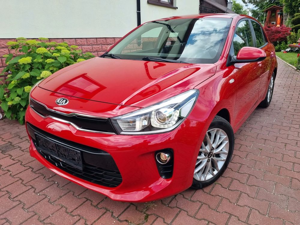 Kia Rio IV 1.0 T-GDI 100 Dream-Team Edition 2017