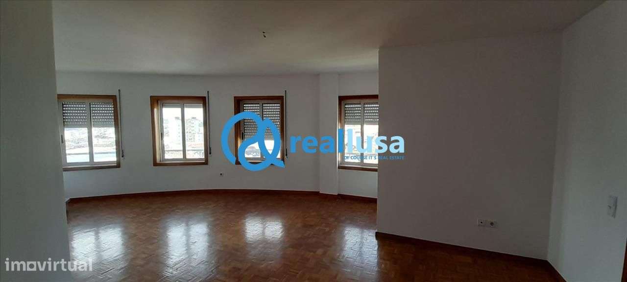 Apartamento T2 c/ garagem Baguim do Monte Gondomar-6