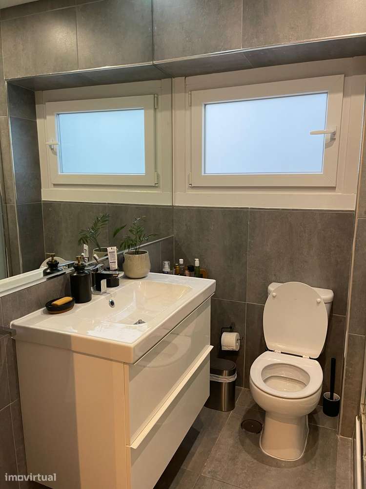 Quarto na Rua Dom Luís de Noronha, 5 Almada - Grande imagem: 5/13