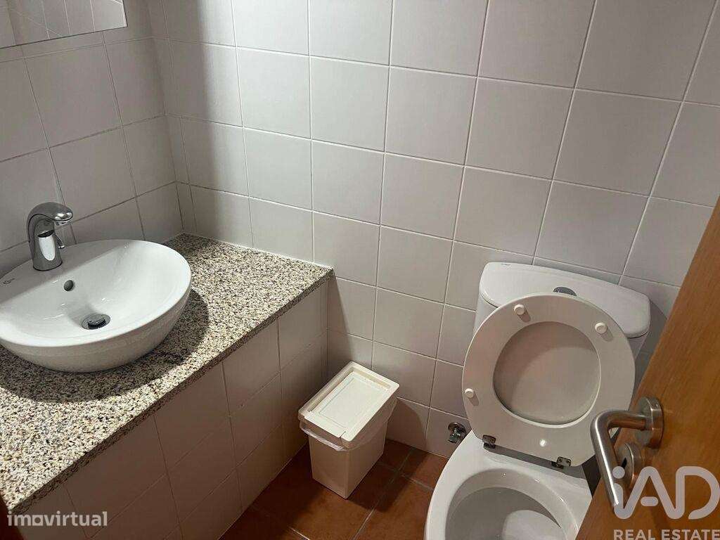 Casa / Villa T2 em Carvalhais e Candal de 131,00 m2 - Grande imagem: 5/13