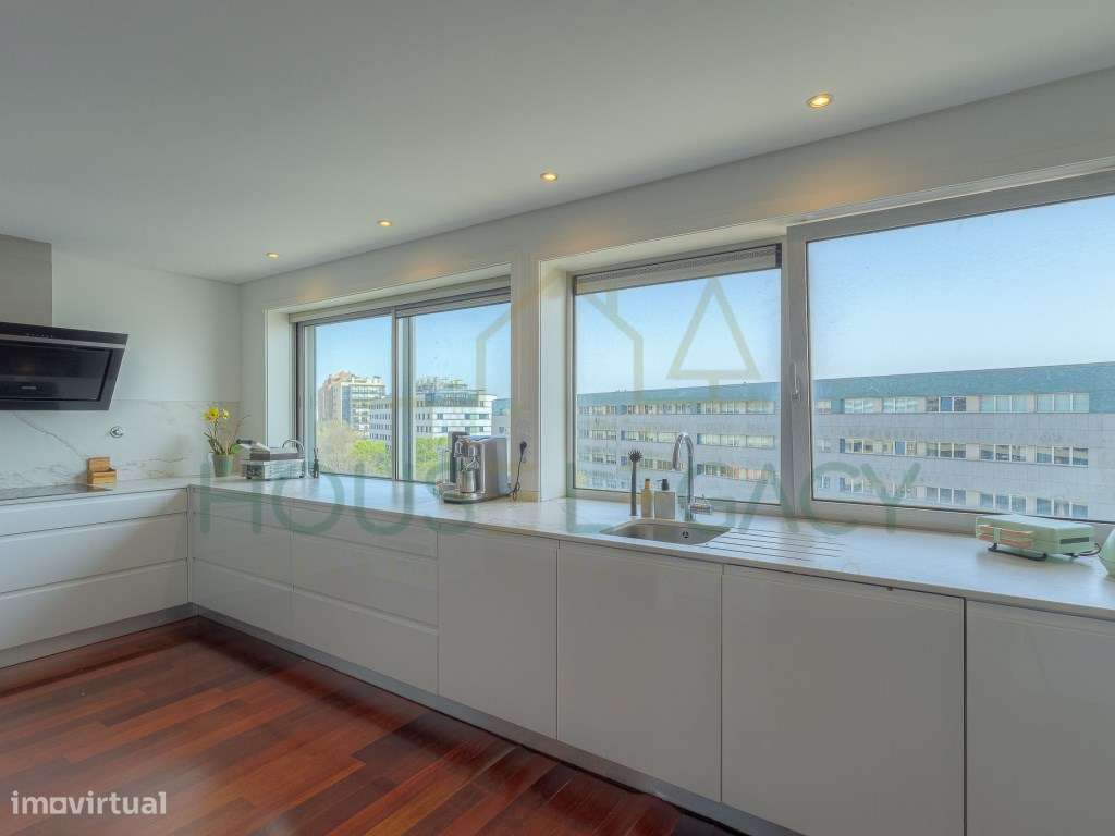 Apartamento T4 Luxuoso em Matosinhos-4