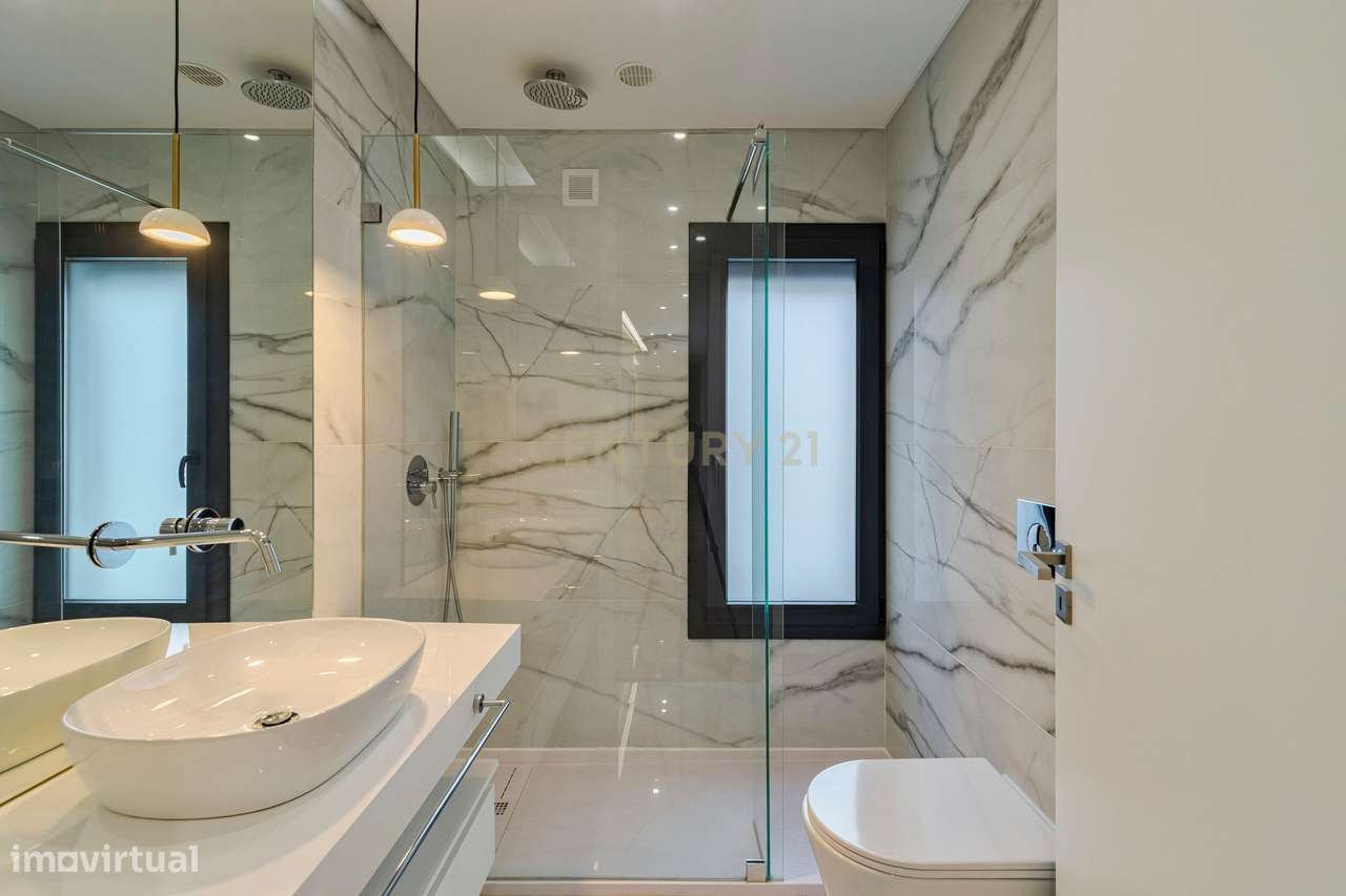 Casa em Construção  com piscina localizada na Quinta do Desembargador-23