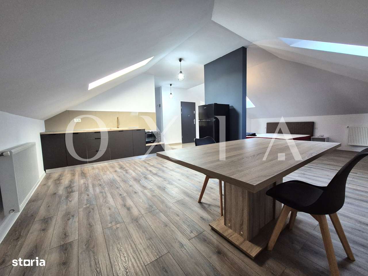 AX1170 Giroc, Str. Cometei, Loc De Parcare, Mobilat&Utilat, - Imagine principală: 4/12