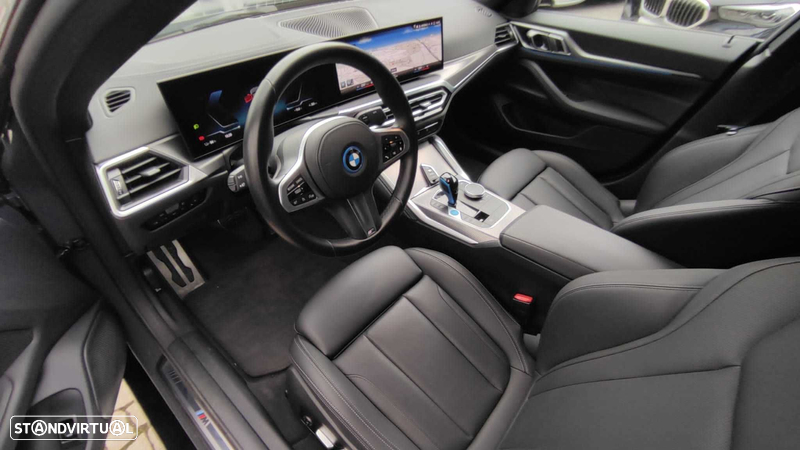 BMW i4 eDrive40 Desportiva M - 10