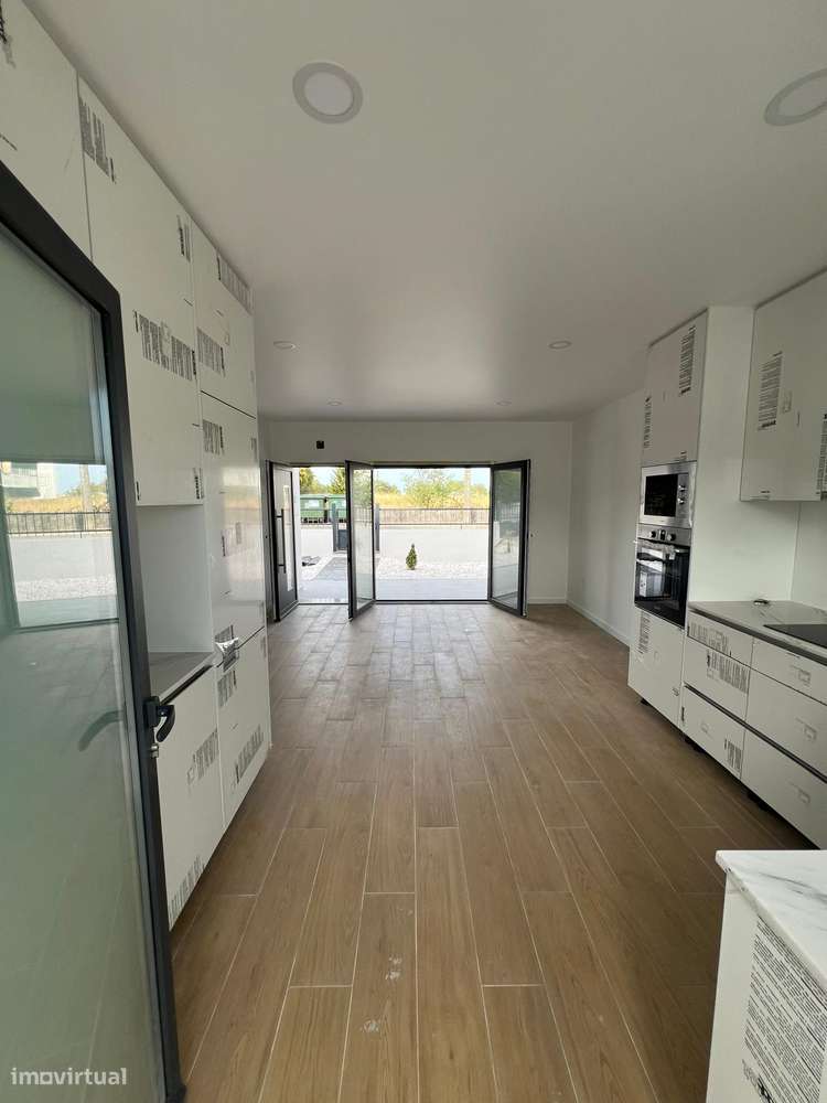 Moradia T2 Pronta a Habitar no Centro de Fátima - Preço Negociável-16